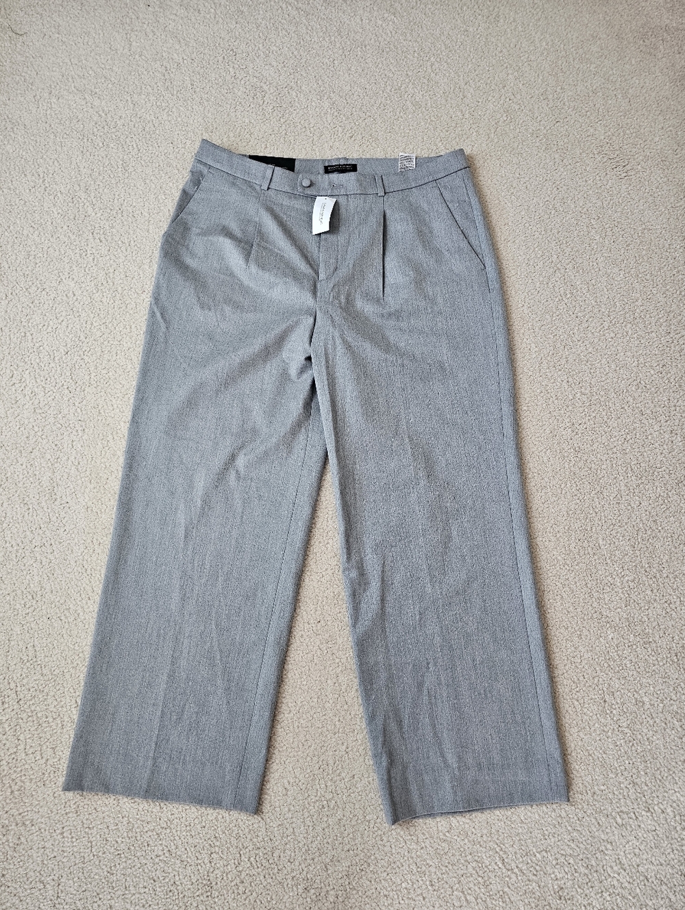 Banana Republic Light Gray Cropped Dress Pants